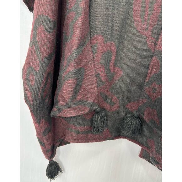 Anthropologie Cleobella Sevigny Capelet Poncho Cardigan Red Wine Black One Size - Picture 4 of 11